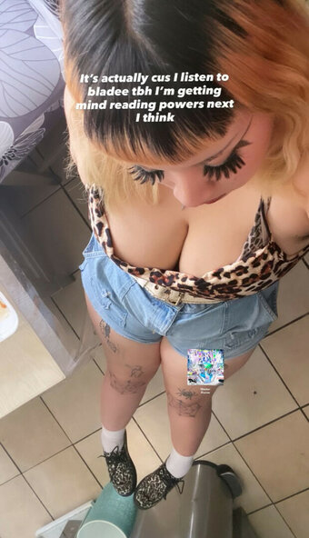 toeinurbutt / m0userat Nude Leaks Photo 4