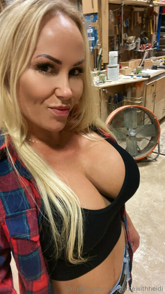 tooltimewithheidi Nude Leaks Photo 3