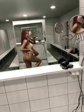 torivikk Nude Leaks OnlyFans Photo 10
