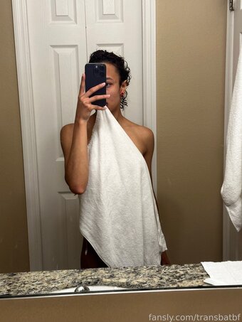 transbatbf Nude Leaks Photo 13