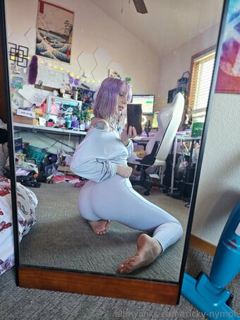 trickynymph Nude Leaks Photo 7