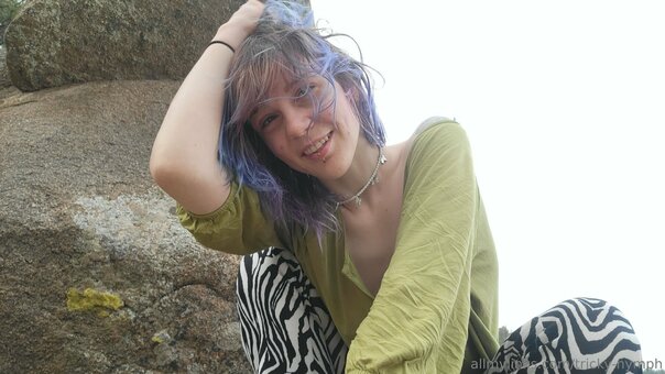 trickynymph Nude Leaks Photo 22