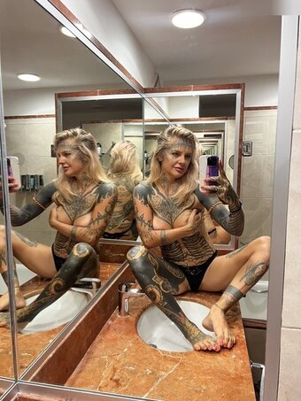 trinity.eclectic / stories / trinityeclectic Nude Leaks OnlyFans Photo 3