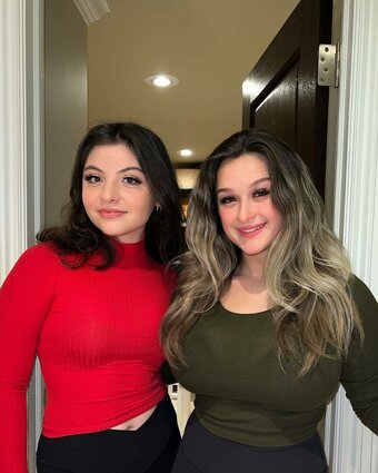 Trinity M / trinitybabyx / trinityinay Nude Leaks OnlyFans Photo 21