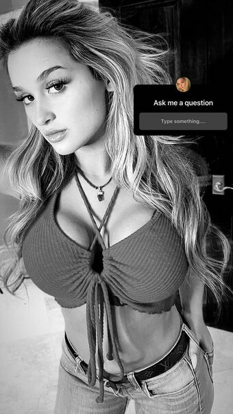 Trinity M / trinitybabyx / trinityinay Nude Leaks OnlyFans Photo 23