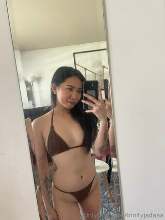 trinityjadaaa / TinyAsianLee / Trinity Jada / trinityjada Nude Leaks OnlyFans Photo 2
