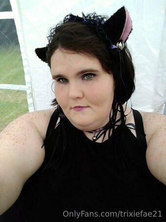 trixiefae21 Nude Leaks Photo 24