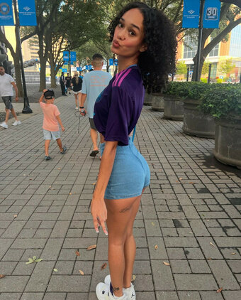 Tropicalkurls / morekurls Nude Leaks OnlyFans Photo 5