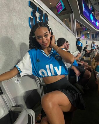 Tropicalkurls / morekurls Nude Leaks OnlyFans Photo 20