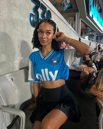 Tropicalkurls / morekurls Nude Leaks OnlyFans Photo 21