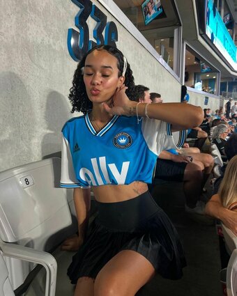 Tropicalkurls / morekurls Nude Leaks OnlyFans Photo 22