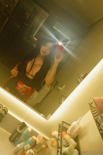 ts_giulia Nude Leaks Photo 4