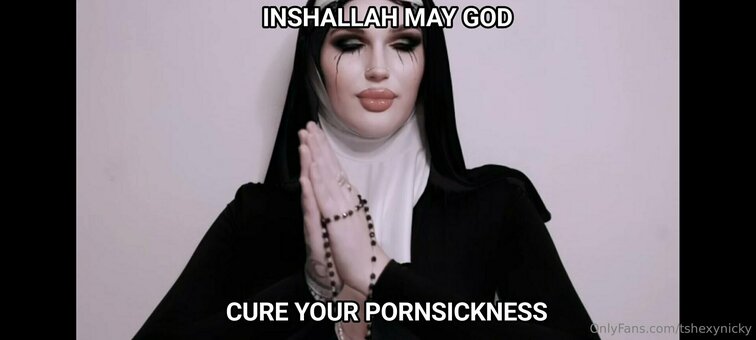 tshexynicky Nude Leaks Photo 24