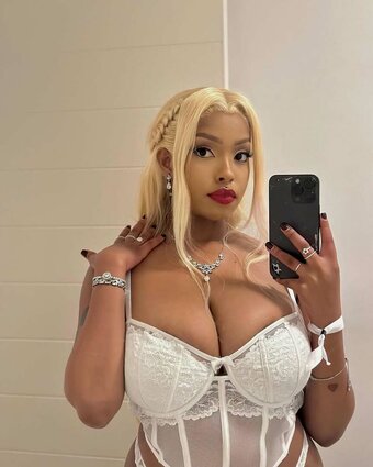 Tsholo Teebaby / Tee baby / tee_baby_official_ Nude Leaks Photo 14