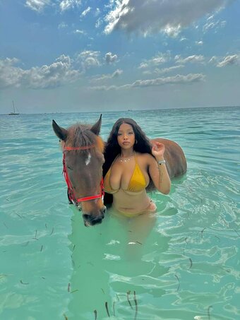 Tsholo Teebaby / Tee baby / tee_baby_official_ Nude Leaks Photo 16