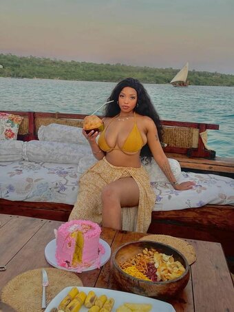 Tsholo Teebaby / Tee baby / tee_baby_official_ Nude Leaks Photo 20