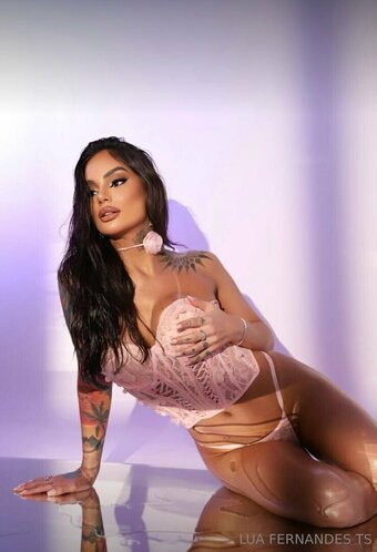 tsluafernandes Nude Leaks Photo 16