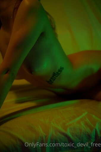 ttoxic_devil Nude Leaks OnlyFans Photo 31