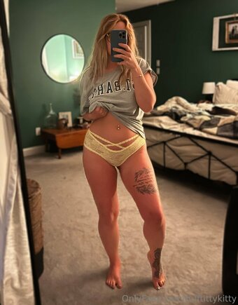 tufftittykitty Nude Leaks Photo 9