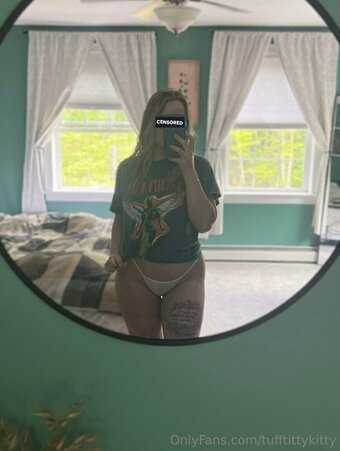 tufftittykitty Nude Leaks Photo 21