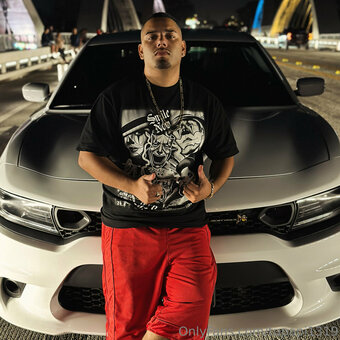 tupapi1319 Nude Leaks Photo 1