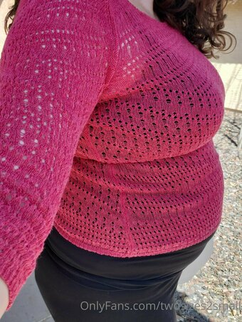 twosizes2small Nude Leaks Photo 2