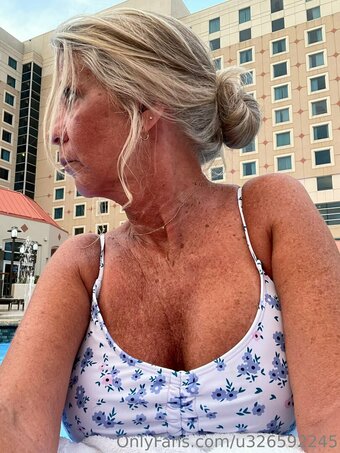 u326592245 Nude Leaks Photo 4