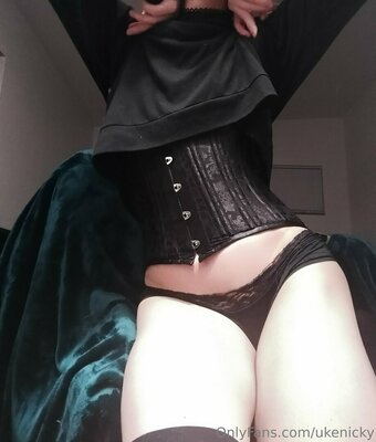ukenicky Nude Leaks Photo 27