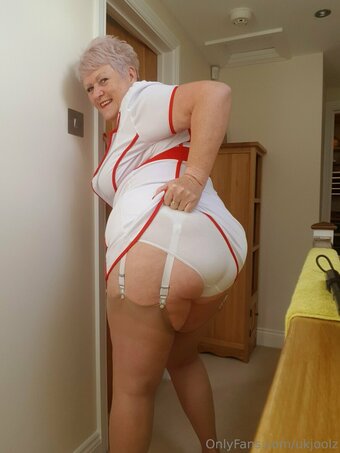 ukjoolz Nude Leaks Photo 10