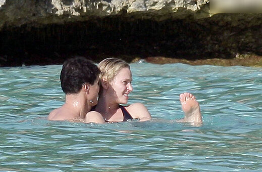 Uma Thurman / umathurman Nude Leaks Photo 18