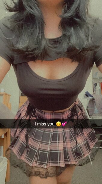 unhingedmindd / asteria Nude Leaks OnlyFans Photo 4