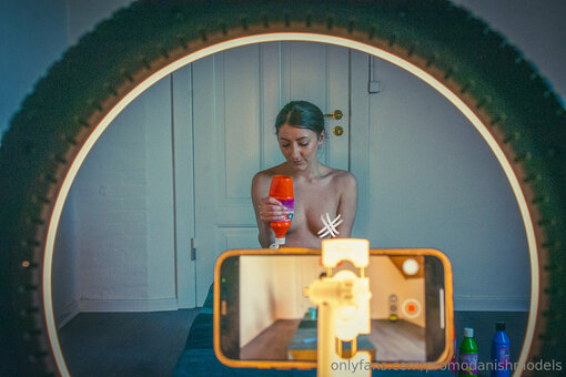 upperfloor Nude Leaks Photo 21