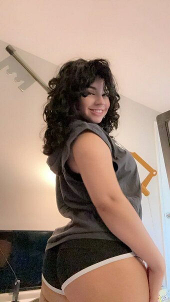 Usemybed / just_a_duckling Nude Leaks OnlyFans Photo 1