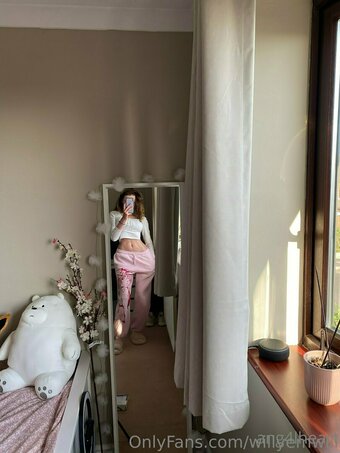 v4mpcore Nude Leaks Photo 2