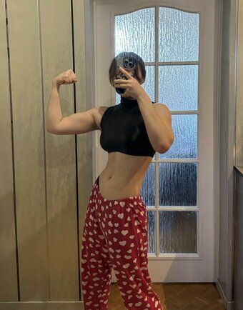 v4ru / V4RU__ / https: / v4ru_ / vanu.ruru / varu Nude Leaks Photo 2