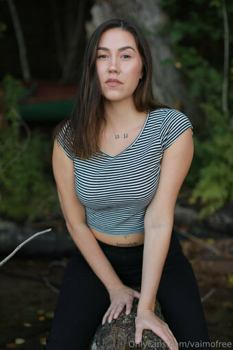 vaimofree Nude Leaks Photo 2