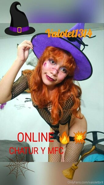 vaioletbrit Nude Leaks Photo 15