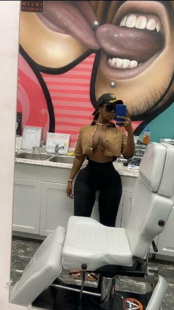 Valdezzz Nude Leaks Photo 4