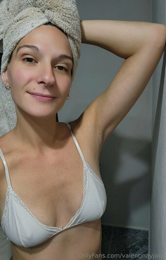 valentinayjake Nude Leaks Photo 23