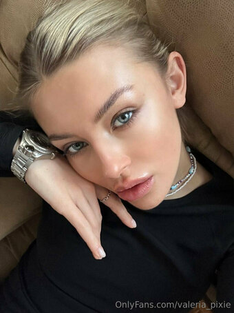 valeria_pixie Nude Leaks Photo 5