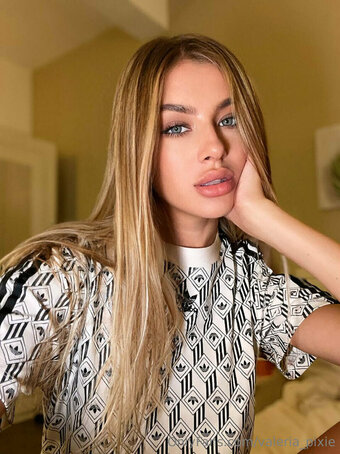 valeria_pixie Nude Leaks Photo 6