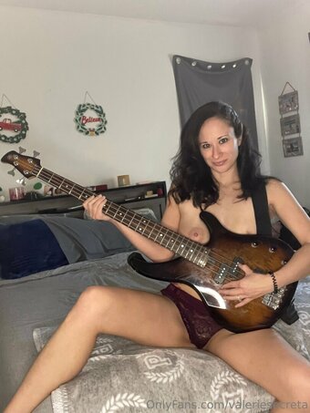 valeriesecreta Nude Leaks Photo 15