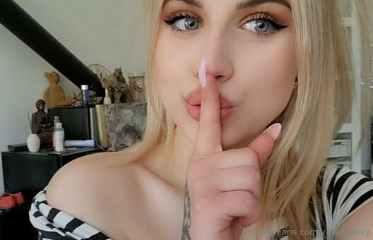 valeriesexy Nude Leaks Photo 2