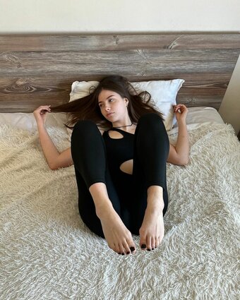 Valerybest / monica.onaya / valery_r10 Nude Leaks OnlyFans Photo 2