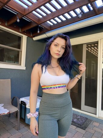 validationneeded / manda Nude Leaks OnlyFans Photo 2