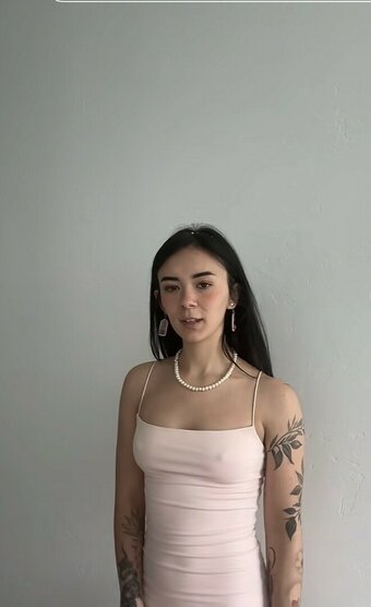 Valiroe_ / violet..valentine Nude Leaks Photo 3