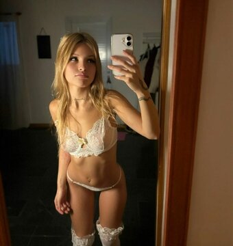 valituss / wilmashemlighet Nude Leaks OnlyFans Photo 2