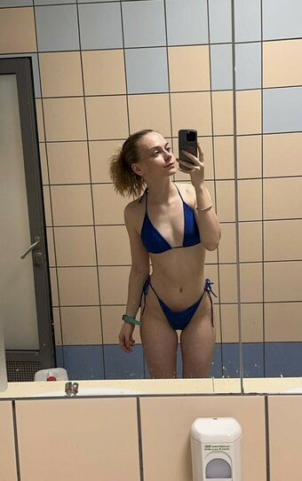 Vallmi / Kaleria Mi / https: / vpiekatoski Nude Leaks OnlyFans Photo 11