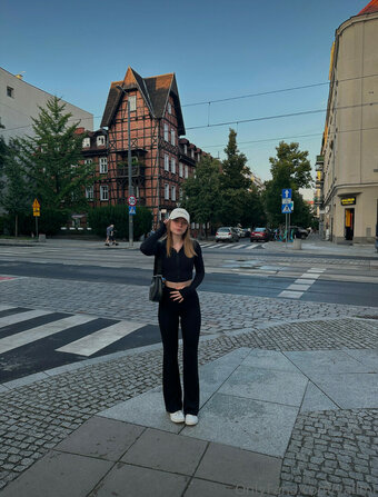 Vallmi / Kaleria Mi / https: / vpiekatoski Nude Leaks OnlyFans Photo 14