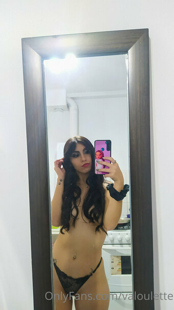 valoulette Nude Leaks Photo 15